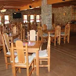 Zlatna Nit Pansion 3* Bosanska Krupa