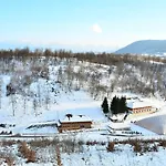 Zlatna Nit Pansion 3*