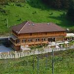 Zlatna Nit Pansion Bed and Breakfast Bosanska Krupa