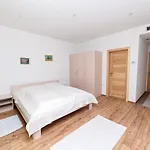 Zlatna Nit Pansion Bed & Breakfast Bosanska Krupa