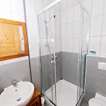 Zlatna Nit Pansion Bed and Breakfast 3*
