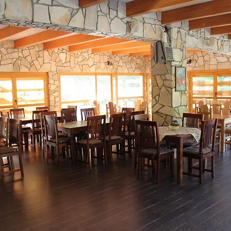 Zlatna Nit Bed & Breakfast *