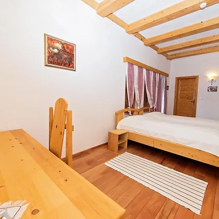 Zlatna Nit Pansion