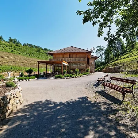 Zlatna Nit Pansion 4* Bosanska Krupa