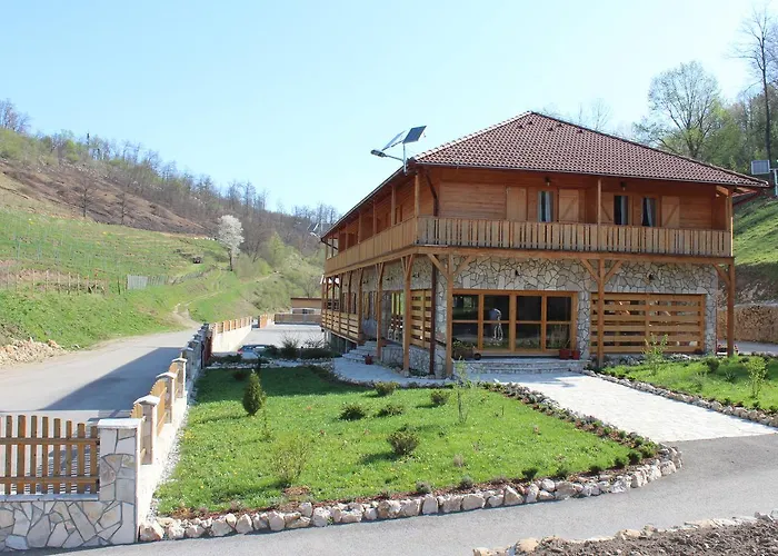 Zlatna Nit Pansion Bed & Breakfast