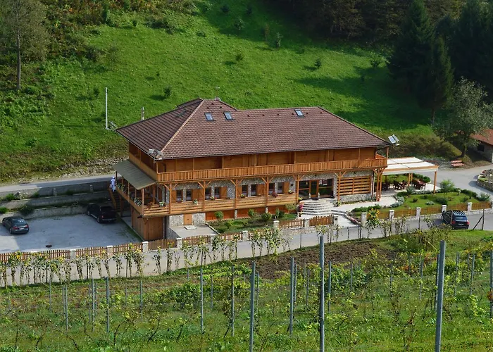 Zlatna Nit Pansion Bed & Breakfast Bosanska Krupa