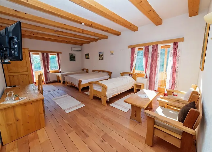 Zlatna Nit Pansion Bed & Breakfast Bosanska Krupa