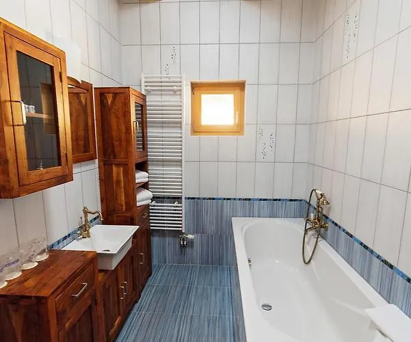 Zlatna Nit Pansion Bed & Breakfast Bosanska Krupa