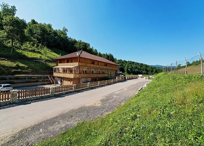 Zlatna Nit Pansion 4* Bosanska Krupa